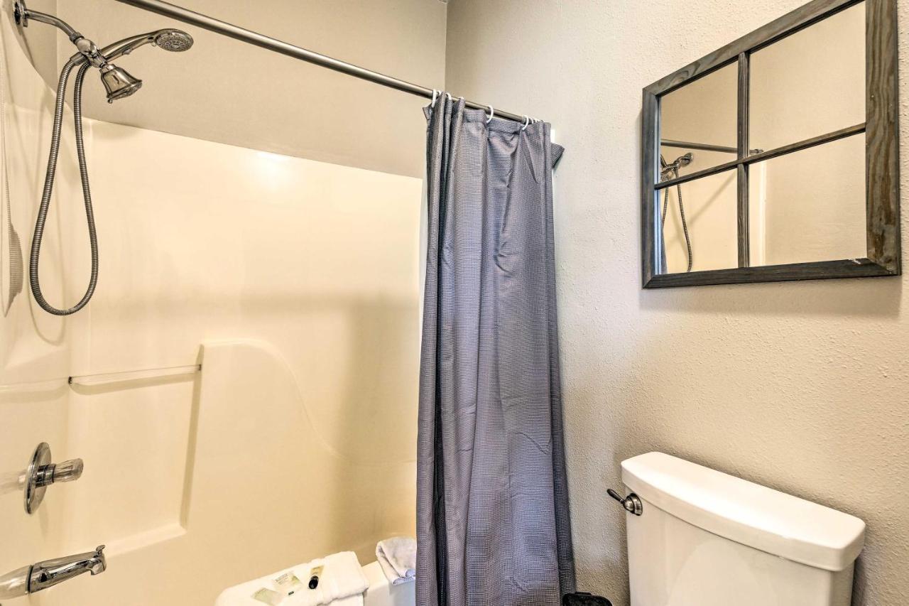 Ground-Floor Branson Condo With Community Perks Buitenkant foto