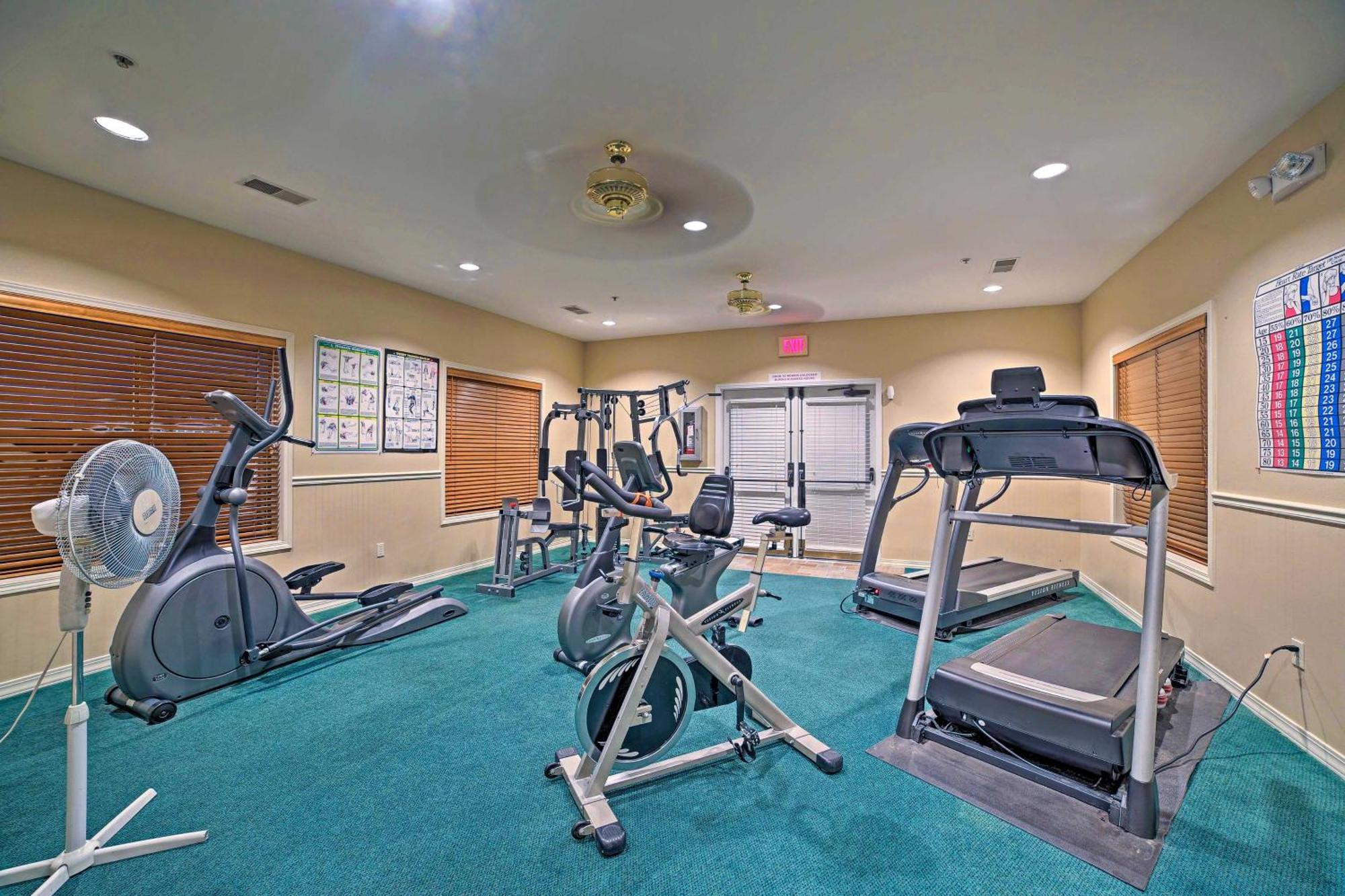 Ground-Floor Branson Condo With Community Perks Buitenkant foto