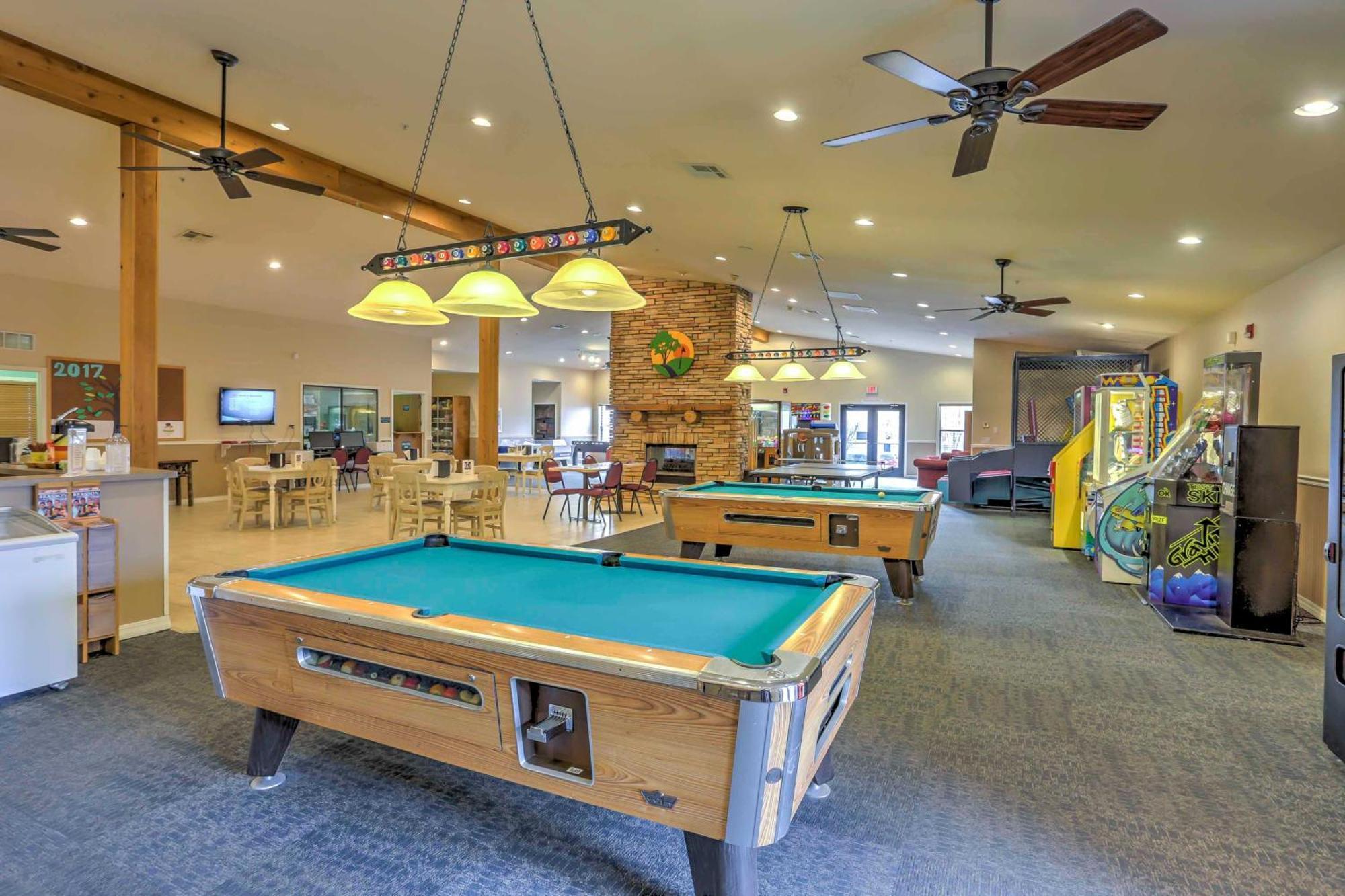 Ground-Floor Branson Condo With Community Perks Buitenkant foto